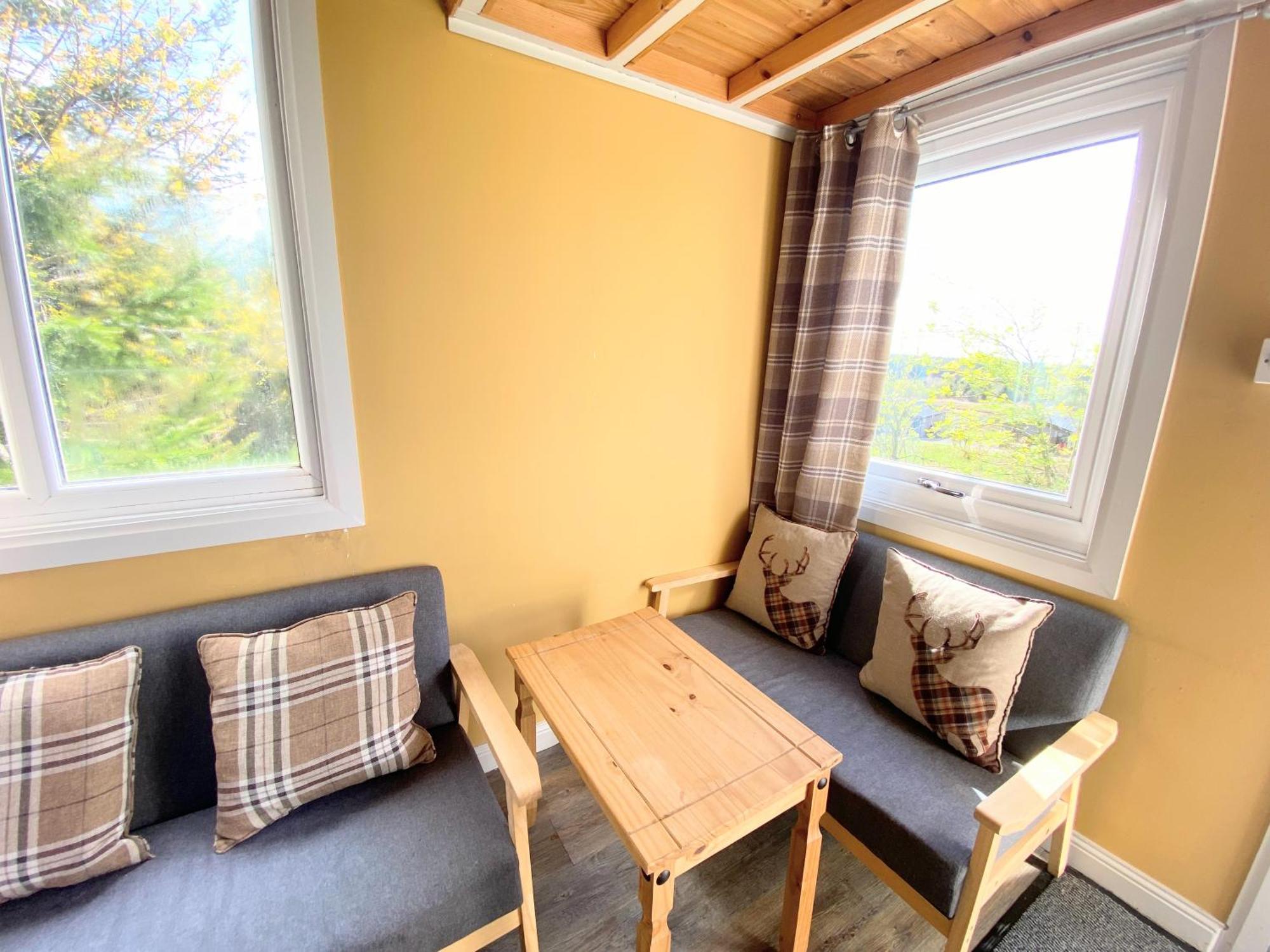 Blair Tiny House With Private Hot Tub - Fife - Loch Leven - Lomond Hills Villa Dunfermline Exterior photo